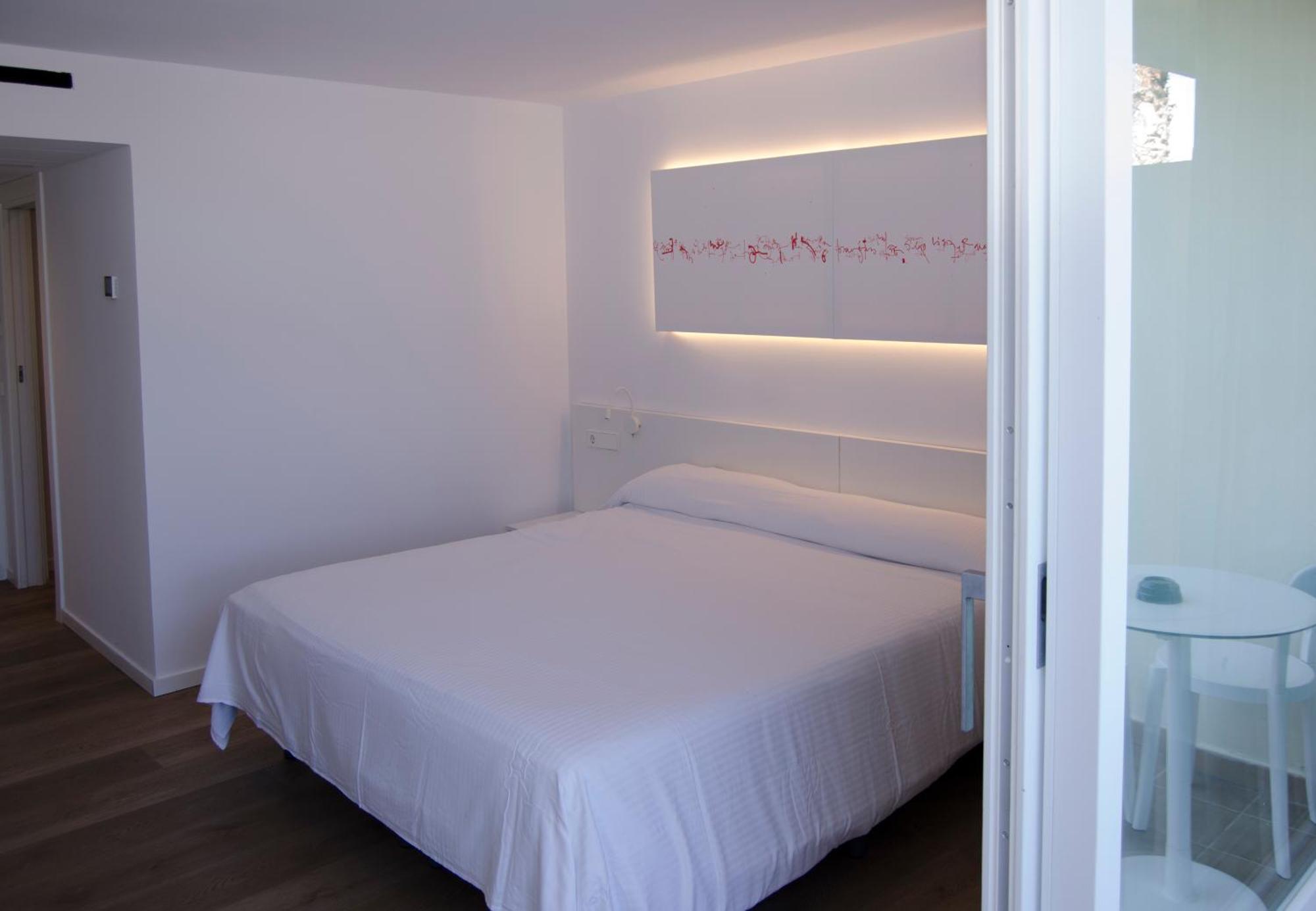 Hotel Moon Dreams Paraiso - Adults Recommended Es Cana Exterior foto