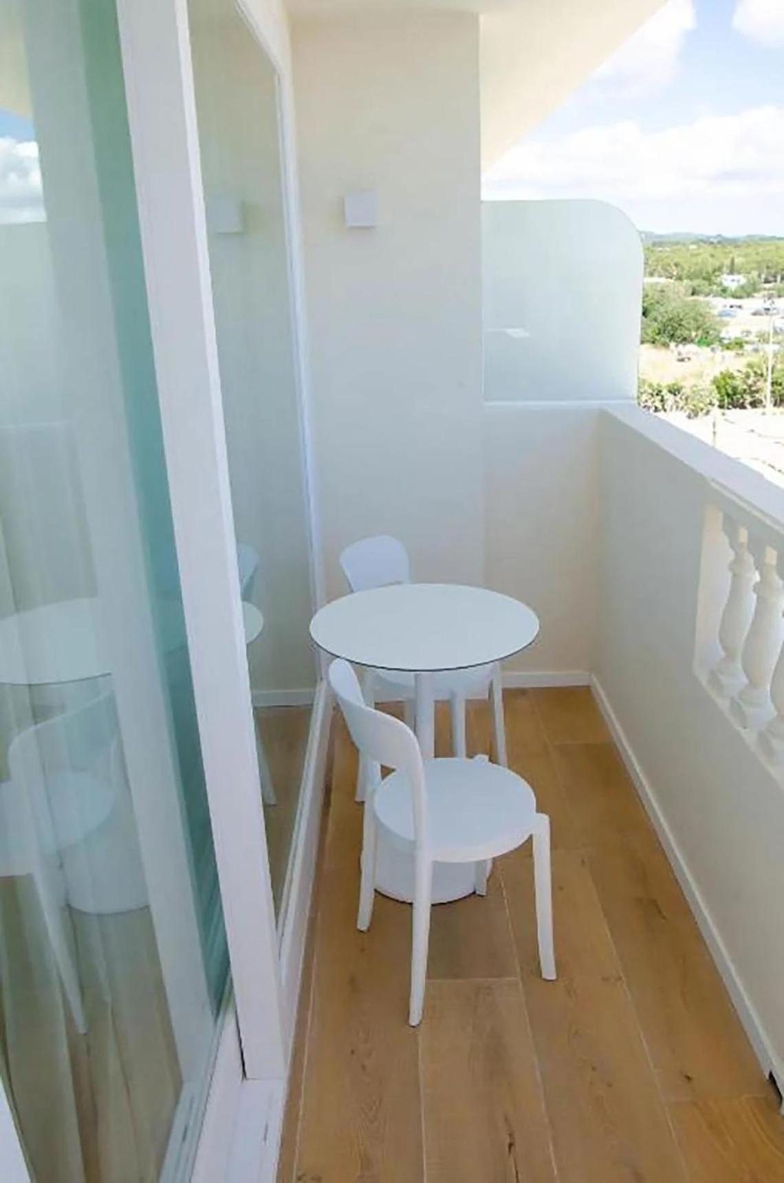 Hotel Moon Dreams Paraiso - Adults Recommended Es Cana Exterior foto